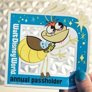 Walt Disney World Passholder Magnet - Ray